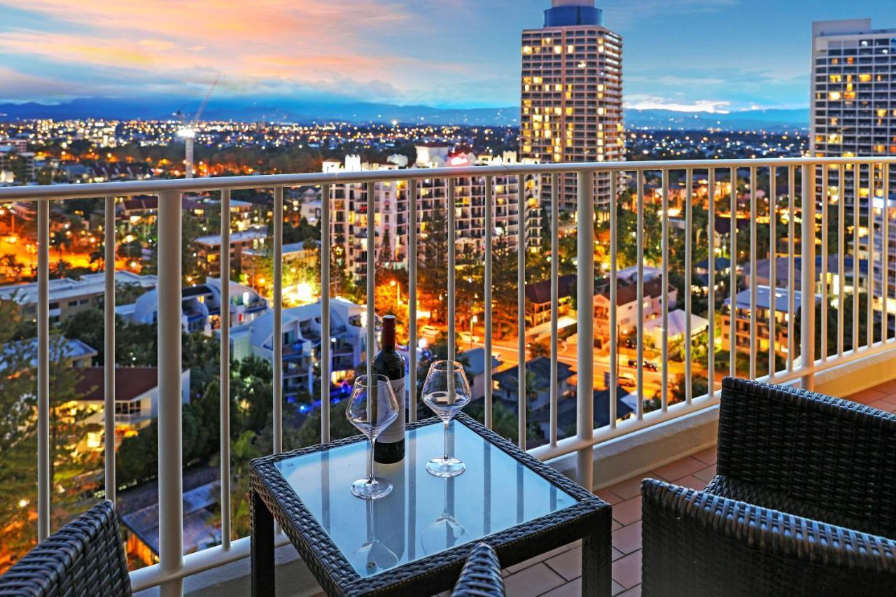 Breakers North Absolute Beachfront Apartments - Official Gold Coast Eksteriør billede