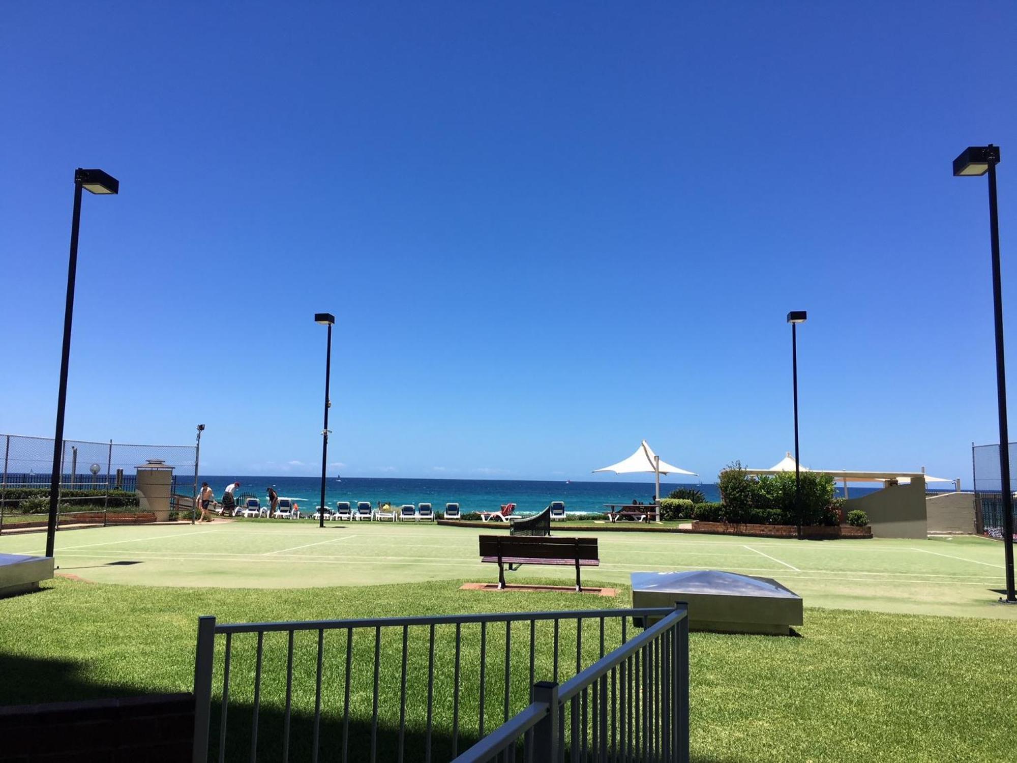 Breakers North Absolute Beachfront Apartments - Official Gold Coast Eksteriør billede