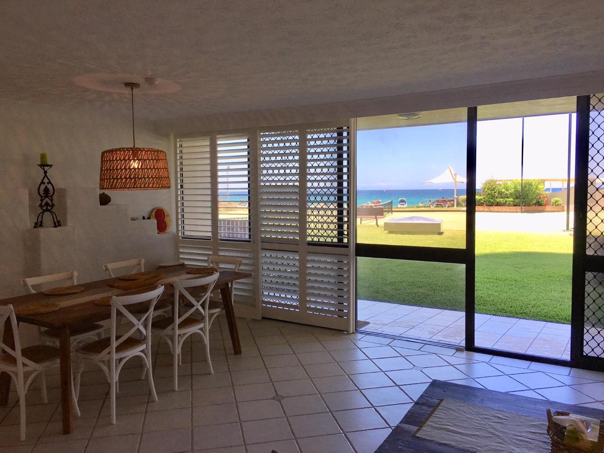 Breakers North Absolute Beachfront Apartments - Official Gold Coast Eksteriør billede